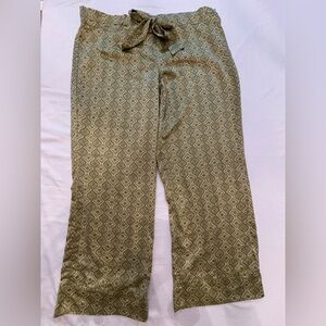 New York & Company Yellow and Green Paisley Fabric